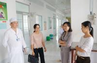 Ban Văn hoá – Xã hội khảo sát tình hình thực hiện một số vấn đề liên quan lĩnh vực y tế tại huyện Đầm Dơi
