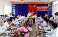 HĐND huyện Đầm Dơi làm việc vơi Đoàn công tác của UBTVQH giám sát công tác xây dựng nông thôn mới tại xã Tân Dân, huyện Đầm Dơi