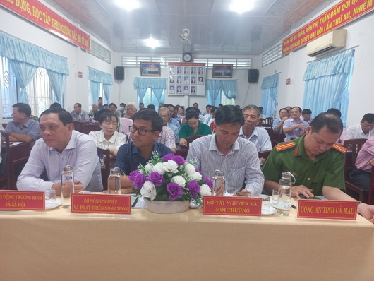 Đoàn đại biểu Quốc hội tỉnh Cà Mau; HĐND huyện Đầm Dơi tiếp xúc cử tri Thị trấn Đầm Dơi, huyện Đầm Dơi