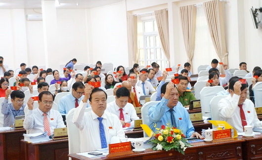 Bế mạc Kỳ họp thứ Sáu, HĐND tỉnh Khóa X