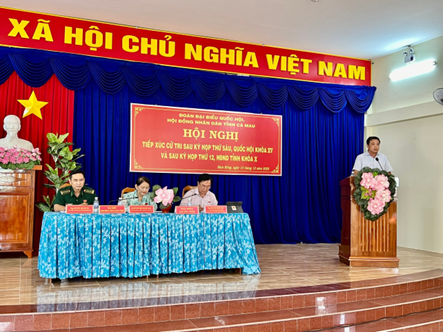 Đại biểu Quốc hội và đại biểu Hội đồng nhân dân tỉnh tiếp xúc cử tri xã Hàm Rồng, huyện Năm Căn